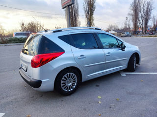 Peugeot 207 foto 4