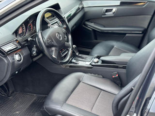 Mercedes E-Class foto 5