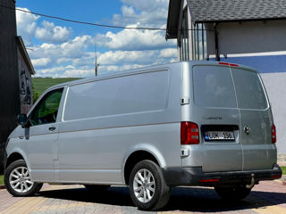 Volkswagen Transporter T6 foto 8