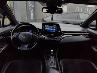 Toyota C-HR foto 10