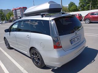 Mitsubishi Grandis фото 4