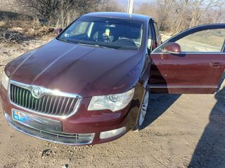 Skoda Superb foto 4