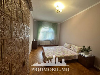 Apartament cu 3 camere, 130 m², Centru, Chișinău foto 2