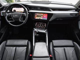 Audi E-tron Sportback foto 6