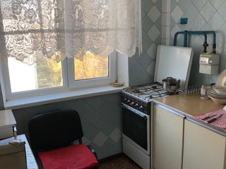 Apartament cu 2 camere, 36 m², Autogara, Bălți foto 3