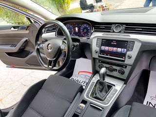 Volkswagen Passat foto 7