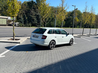 Skoda Fabia foto 2