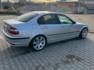 BMW 3 Series foto 2