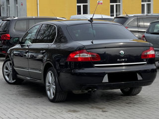 Skoda Superb foto 5