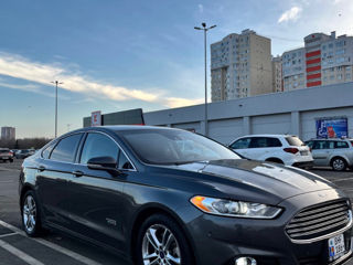 Ford Fusion foto 2