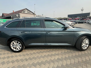 Skoda Superb foto 5