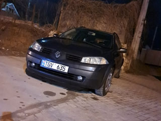 Renault Megane foto 2