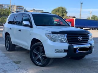 Toyota Land Cruiser foto 1