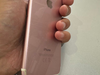 iPhone 7, rose/gold.
