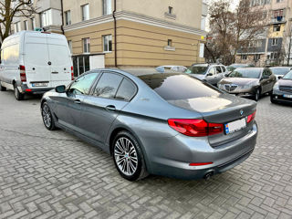 BMW 5 Series foto 4