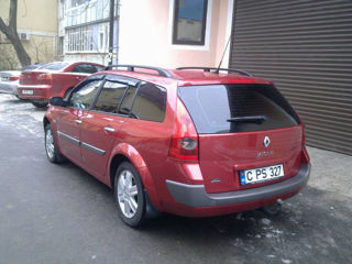 Renault Megane foto 2