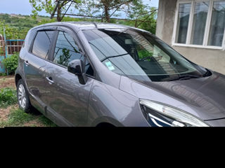 Renault Scenic foto 2