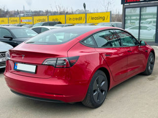 Tesla Model 3 foto 5