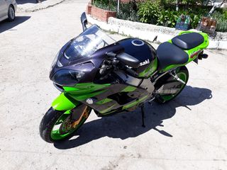 Kawasaki ZX 9 R foto 7