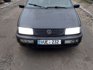 Volkswagen Passat foto 3