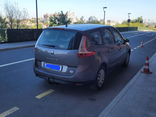 Renault Grand Scenic foto 3