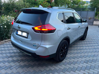 Nissan X-Trail foto 2