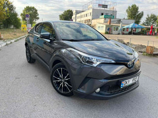 Toyota C-HR foto 4