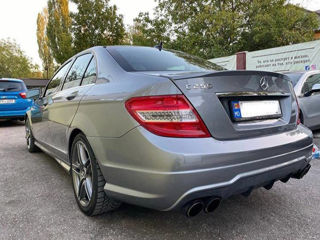 Mercedes C-Class AMG foto 2