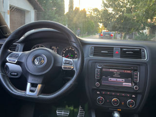 Volkswagen Jetta foto 6