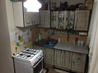 Se vinde apartament in rn.Telenesti s.Brinzenii Noi foto 3