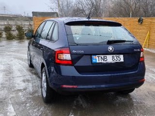 Skoda Rapid фото 6