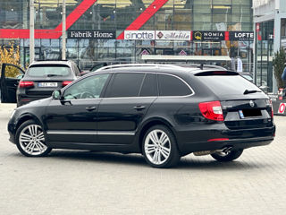 Skoda Superb foto 3