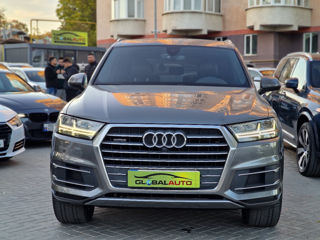 Audi Q7 foto 2