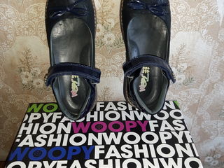 Туфельки школьные для девочки турецкие WOOPY кожа темно-синие. Разм. 33. Цена - 299 лей. foto 1