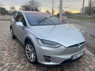 Tesla Model X foto 3