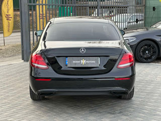 Mercedes E-Class foto 5