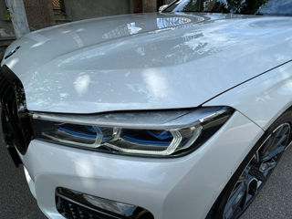 BMW 7 Series foto 10