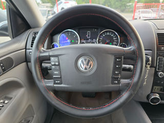 Volkswagen Touareg foto 9