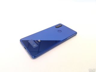 Xiaomi Mi8 se 6/64 foto 1