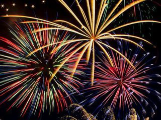 Artificii - фейерверки , la cele mai joase preturi - Intra Priveste si Alege! foto 9