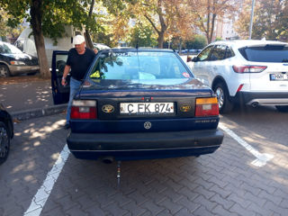 Volkswagen Jetta foto 4