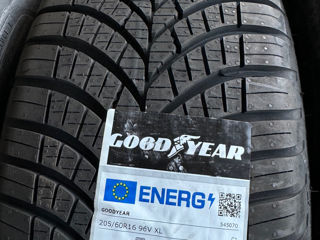 205/60 R16 Goodyear Vector 4Seasons Gen-3 foto 4