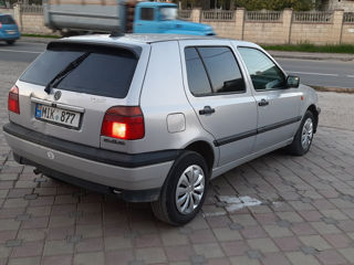 Volkswagen Golf foto 6