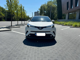 Toyota C-HR foto 6