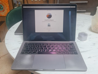 MacBook Pro 2018 i7 RAM 16GB SSD 512GB