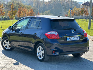 Toyota Auris foto 4