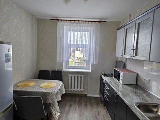 Apartament cu 2 camere, 58 m², Centru, Chișinău