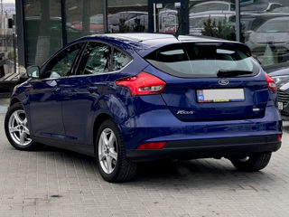 Ford Focus foto 5