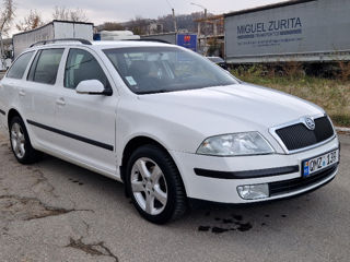 Skoda Octavia foto 5