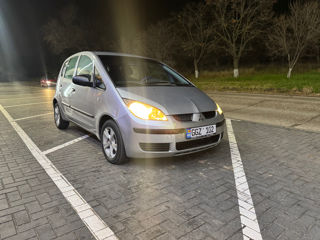 Mitsubishi Colt foto 3